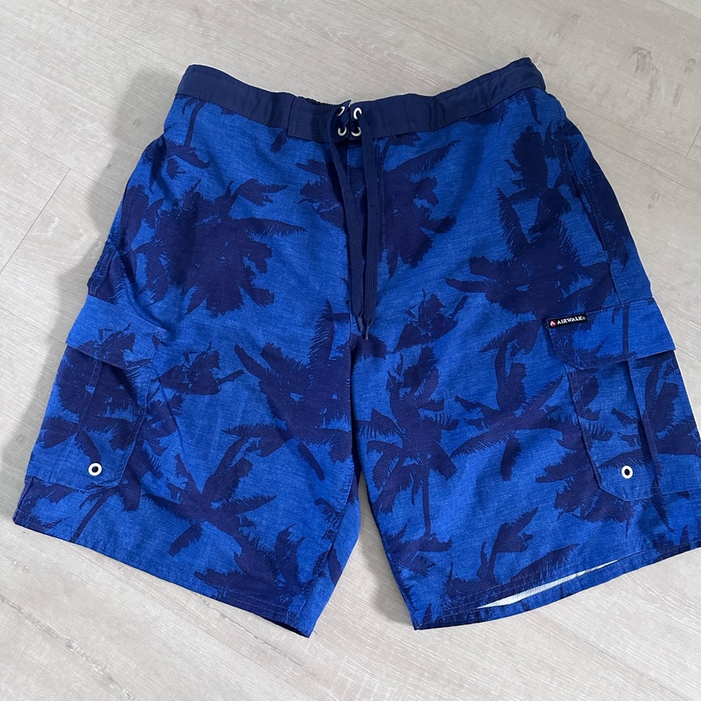 AIRWALK Men's XL Blue Palm Board Shorts with Drawstring, Pockets, Mesh Lining